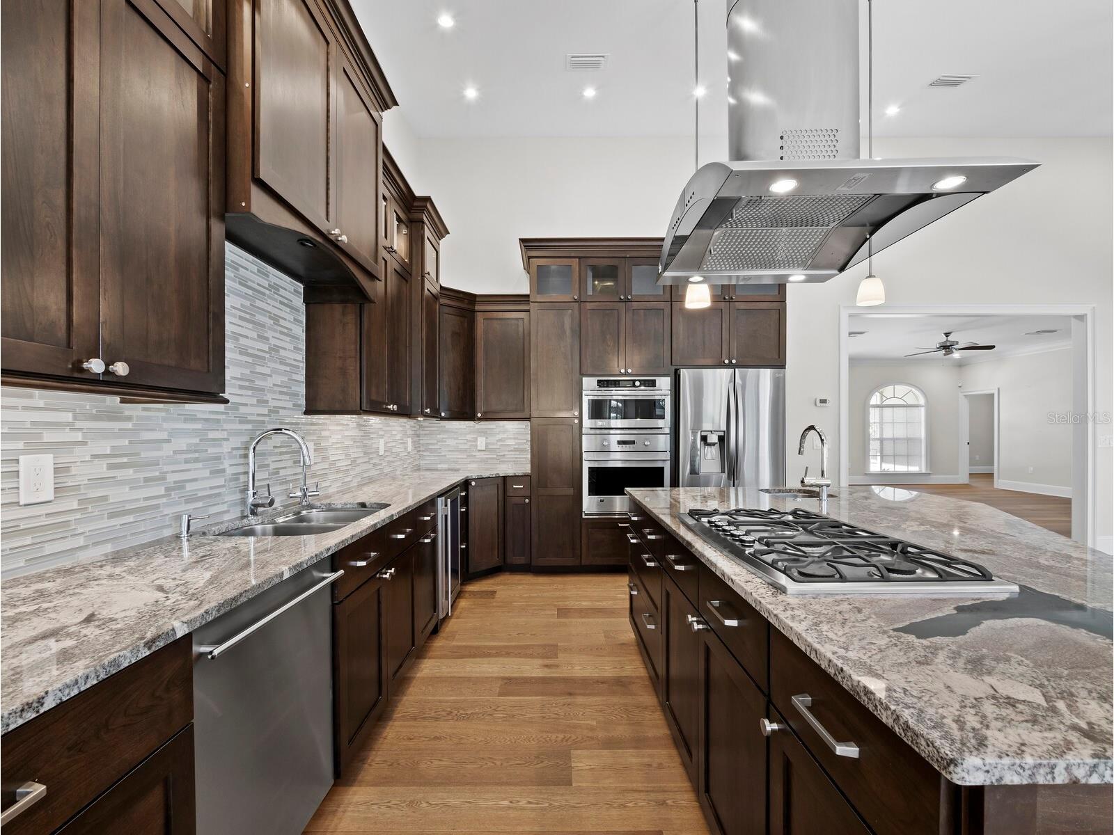 819 Paradise Way Sarasota FL 34242 - GRAND CANAL A4693282 image17
