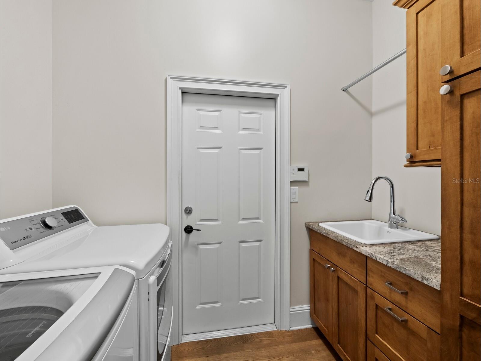 819 Paradise Way Sarasota FL 34242 - GRAND CANAL A4693282 image34