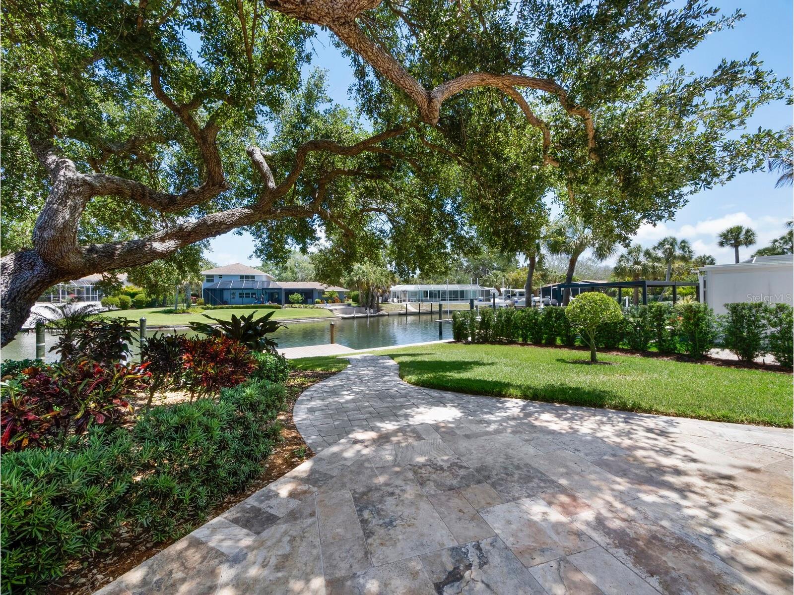 819 Paradise Way Sarasota FL 34242 - GRAND CANAL A4693282 image37