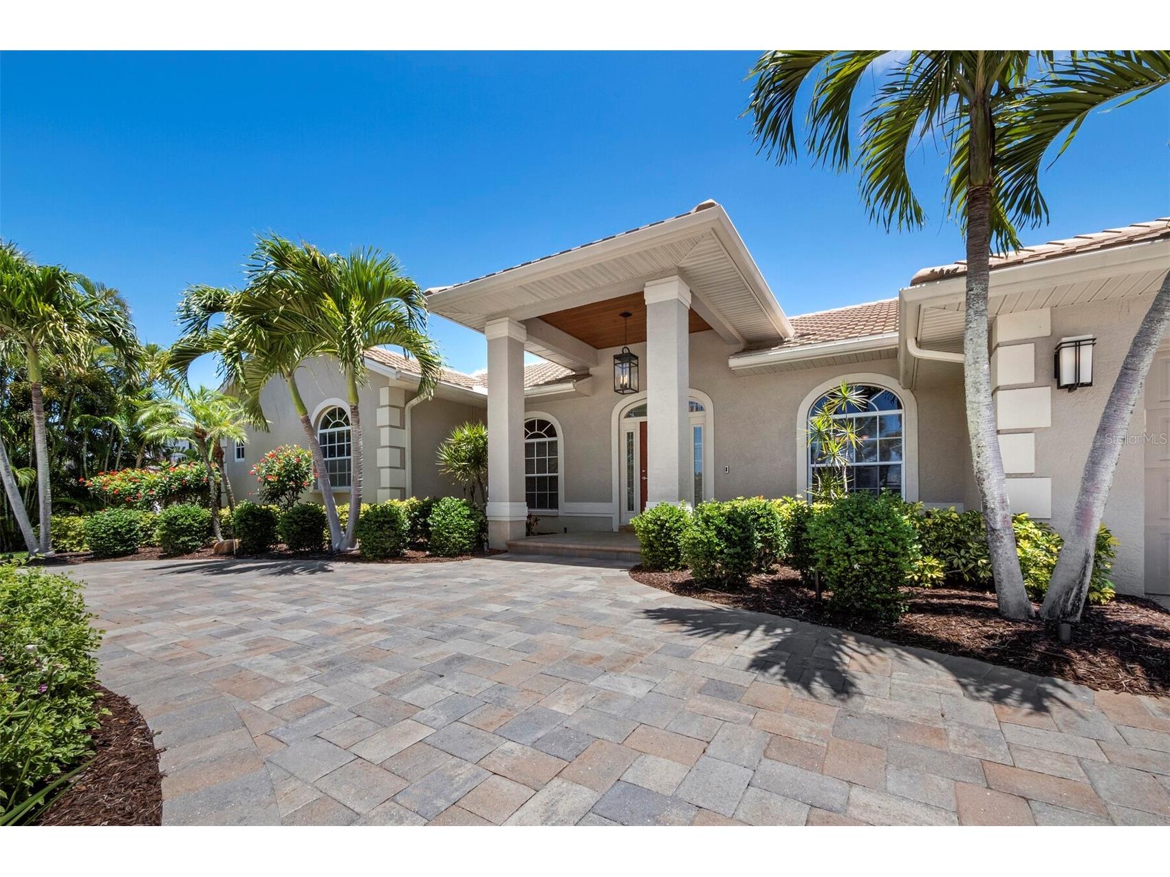 819 Paradise Way Sarasota FL 34242 - GRAND CANAL A4693282 image7