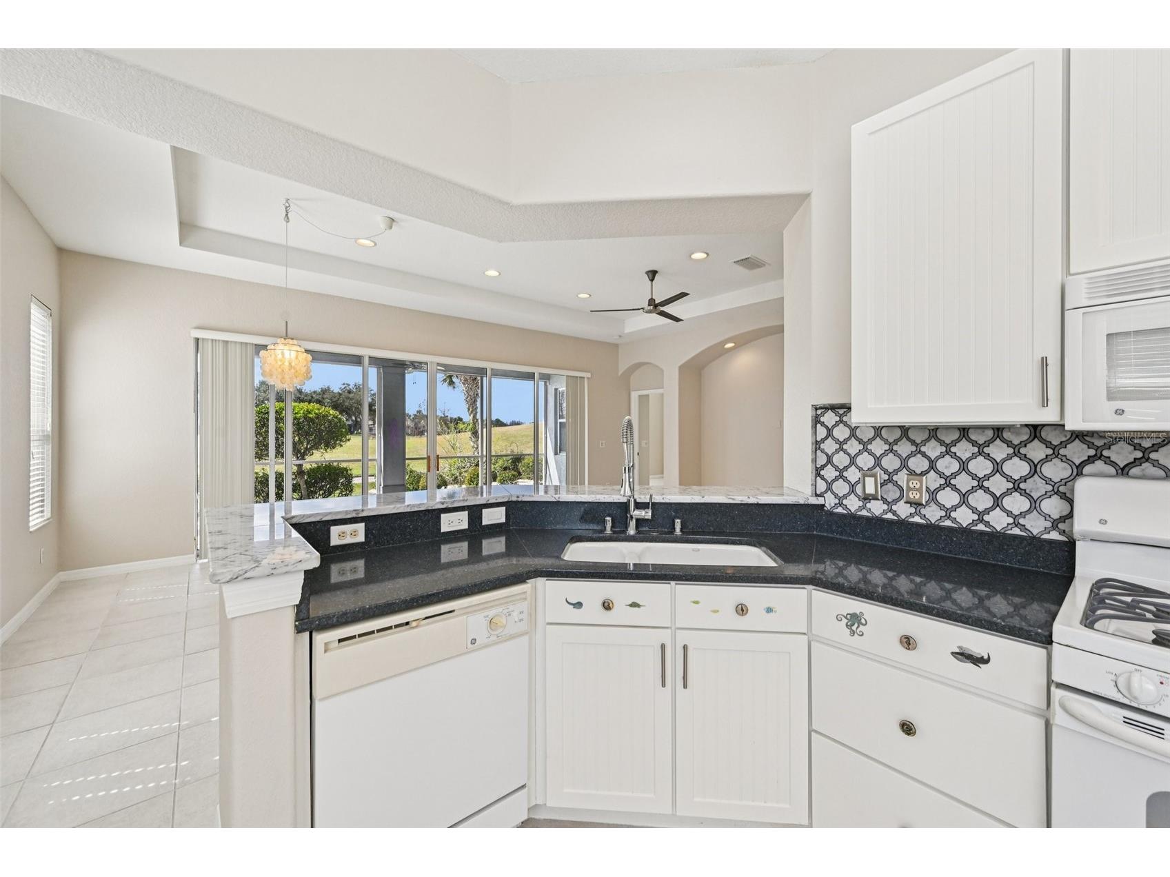 819 Regal Manor Way Sun City Center FL 33573 TB8480425 image14