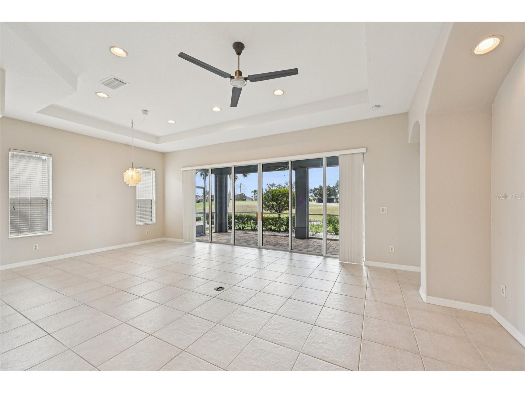 819 Regal Manor Way Sun City Center FL 33573 TB8480425 image5