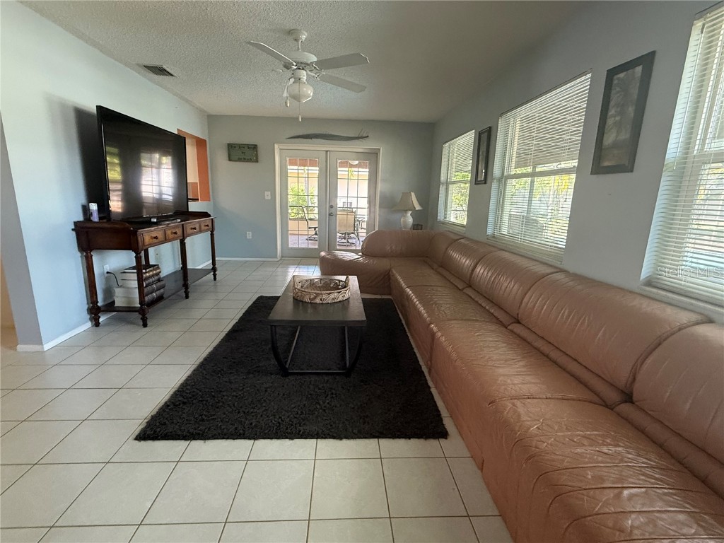 819 S Gondola Drive Venice FL 34293 A4672194 image41