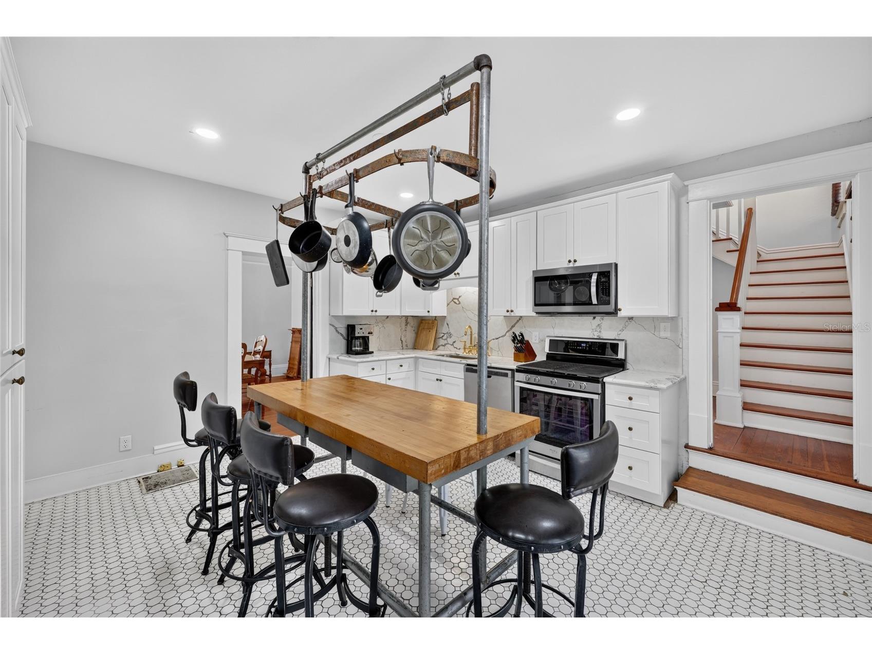 819 SE 2nd Street Ocala FL 34471 OM727882 image14