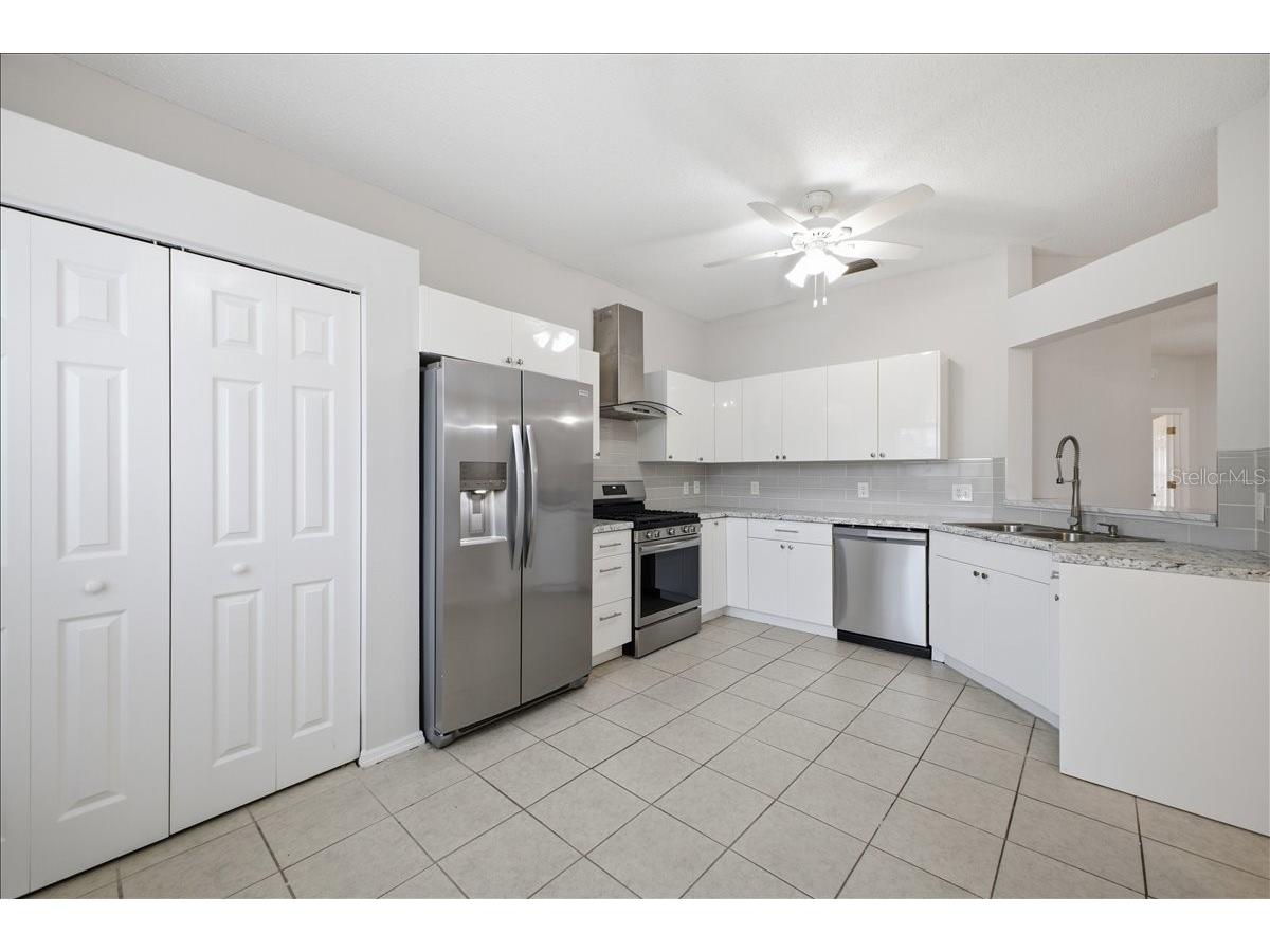 819 Springwood Circle Bradenton FL 34212 TB8520983 image25