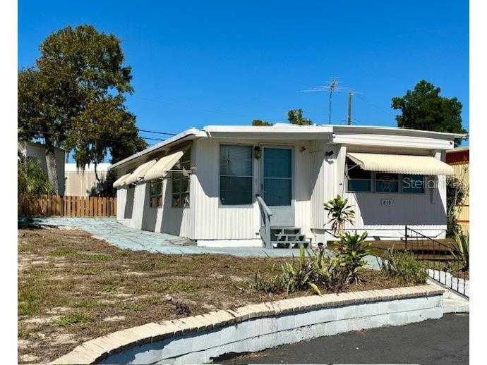 819 St Charles Drive Tarpon Springs FL 34689 U8217931 image1