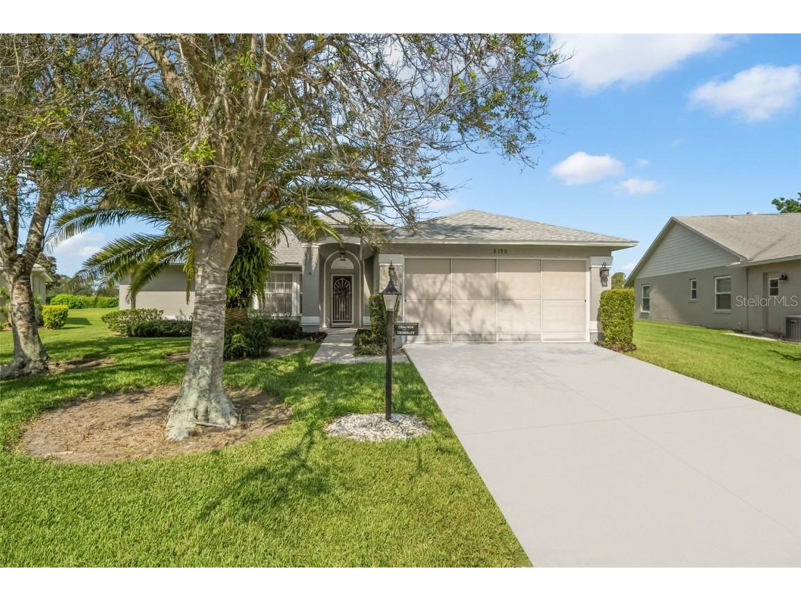 8190 Sugarbush Drive Spring Hill FL 34606 W7856274 image1