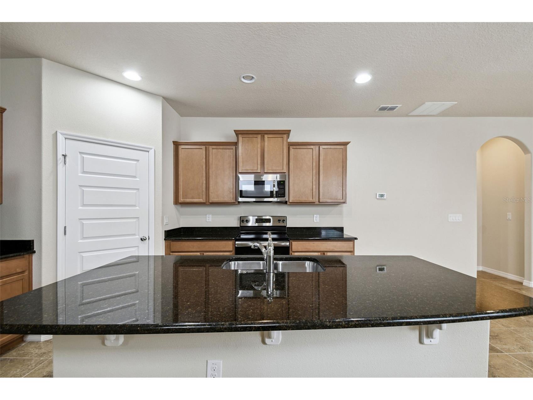 8197 Lakeview Crossing Drive Winter Garden FL 34787 TB8458488 image5