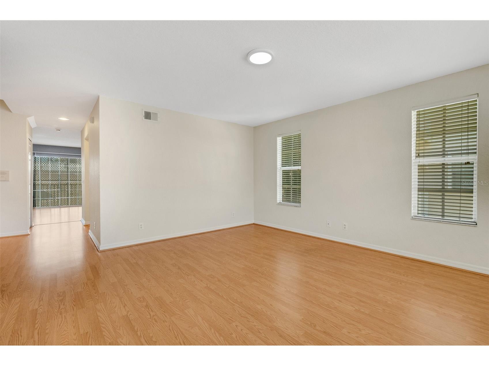 8198 Eagles Park Dr Saint Petersburg FL 33709 TB8511773 image12