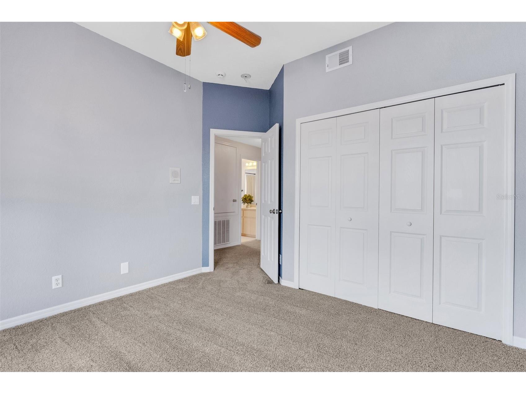 8198 Eagles Park Dr Saint Petersburg FL 33709 TB8511773 image42