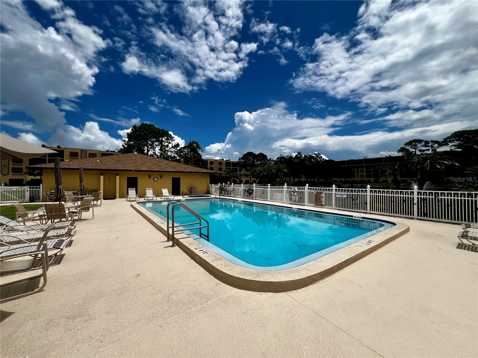 8198 Eagles Park Dr Saint Petersburg FL 33709 TB8511773 image58