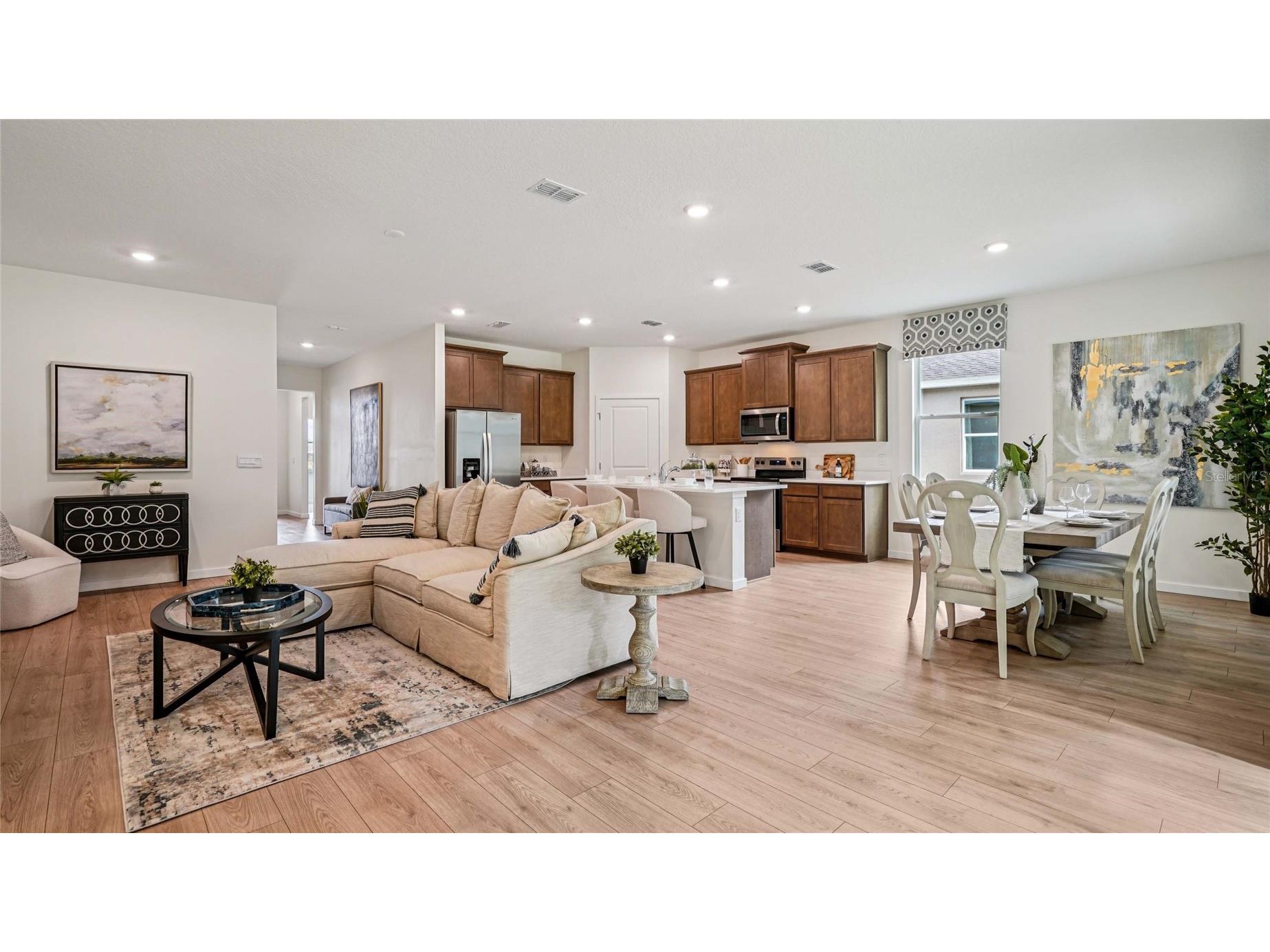 8198 Ives Place Wildwood FL 34785 OM716802 image9