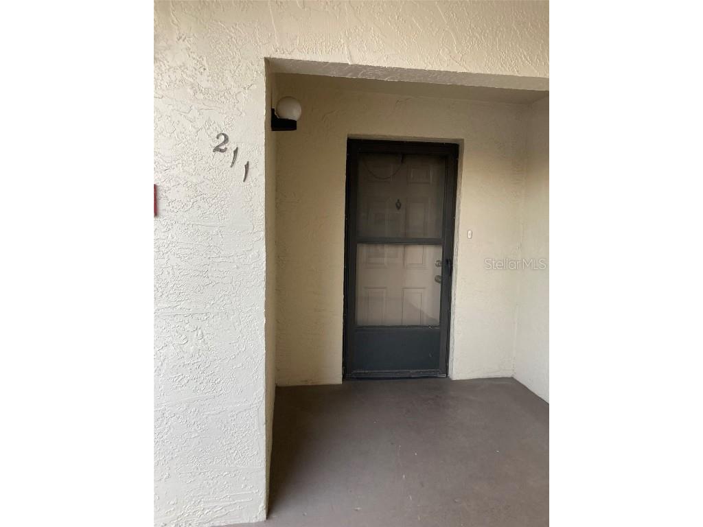 8198 Terrace Garden Drive N #211 Saint Petersburg FL 33709 TB8446875 image2