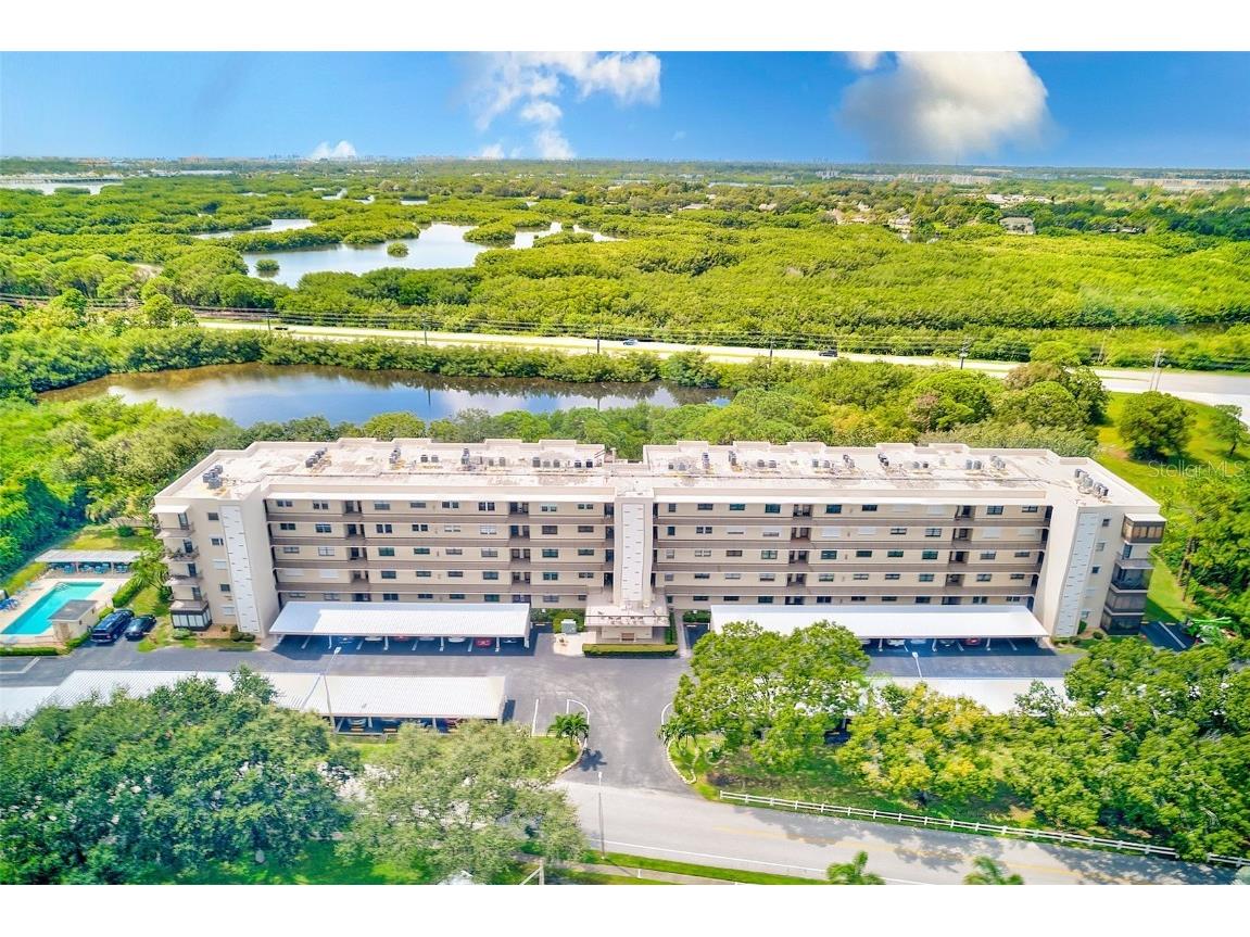 8198 Terrace Garden Drive N #403 Saint Petersburg FL 33709 TB8304398 image1