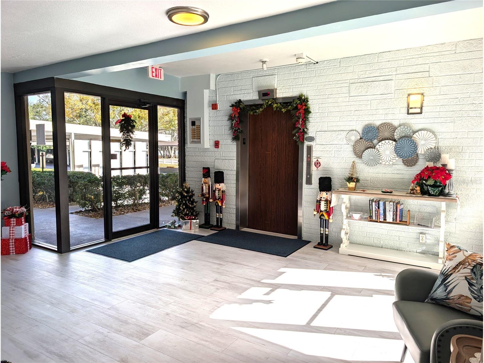 8198 Terrace Garden Drive N #409 Saint Petersburg FL 33709 TB8457614 image8