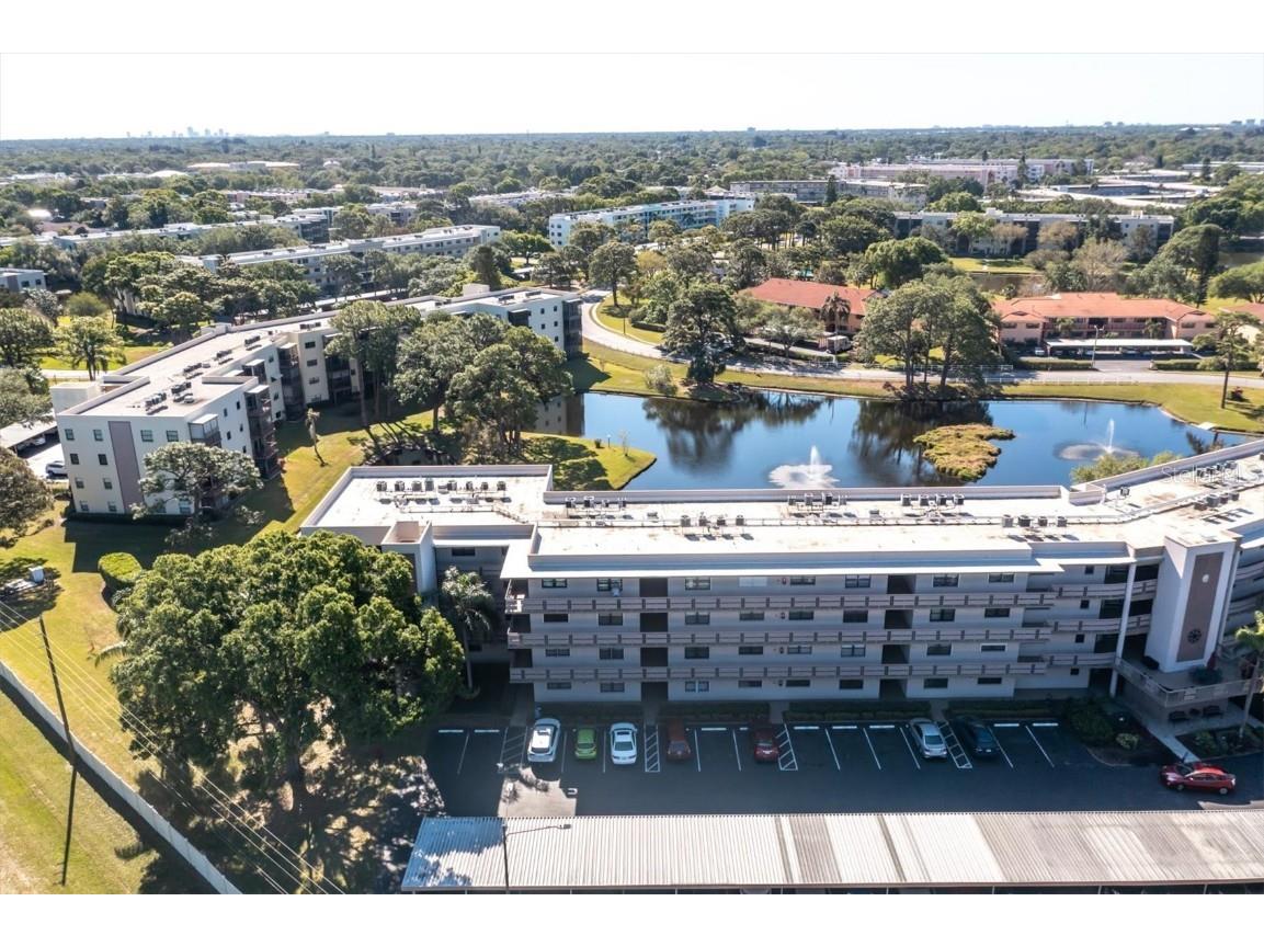 8199 Terrace Garden Drive N #114 Saint Petersburg FL 33709 U8191976 image1