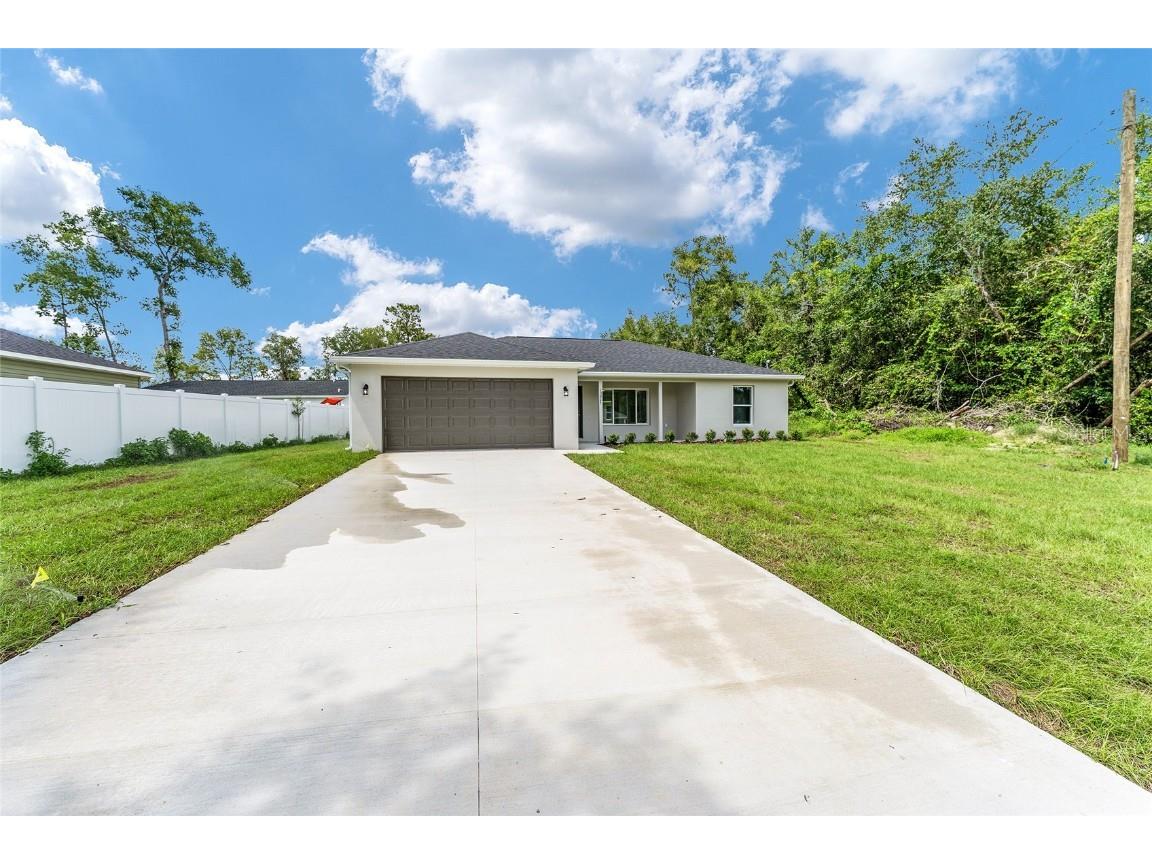 82 Fisher Terrace Ocklawaha FL 32179 O6352958 image9