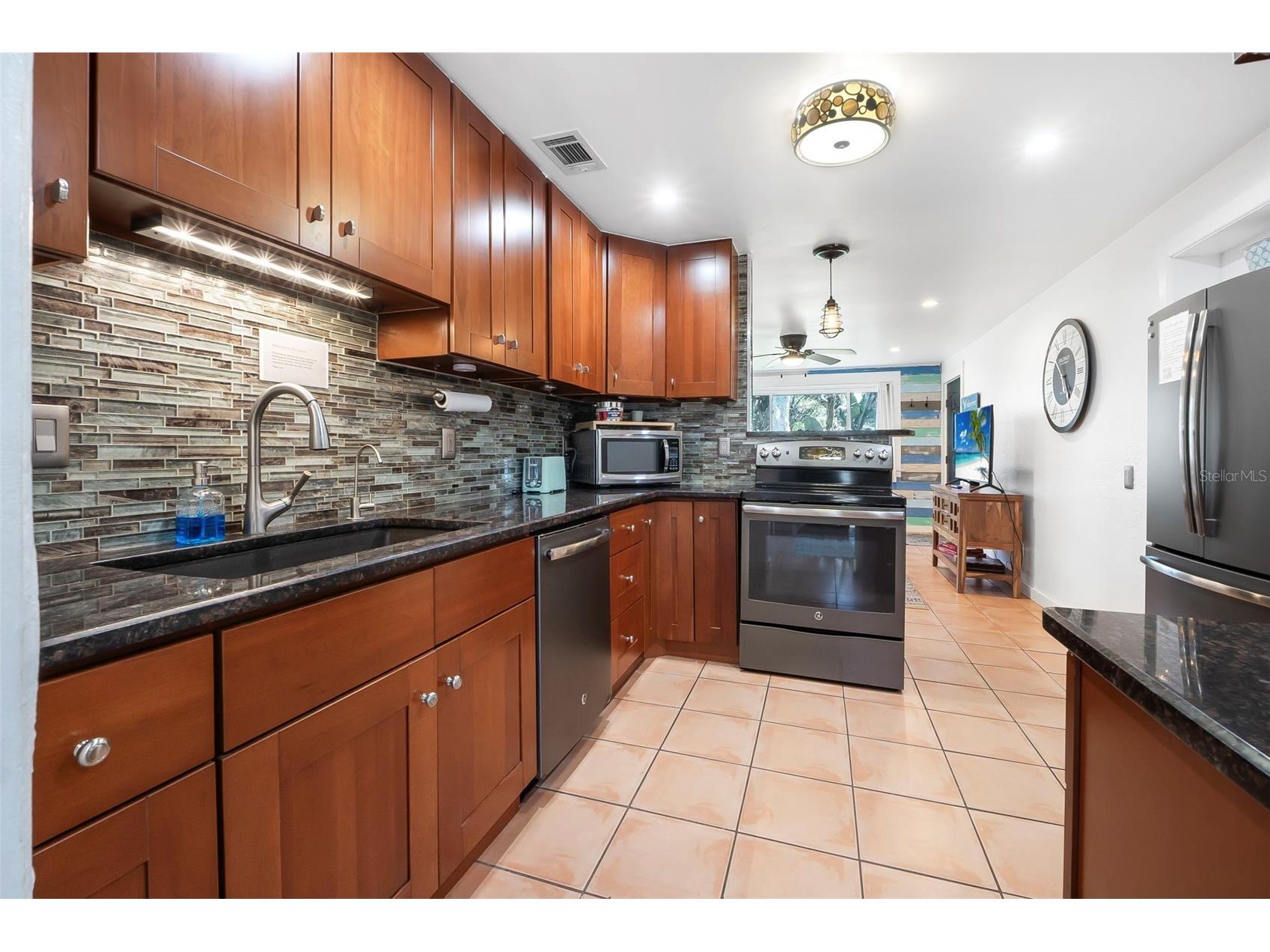 82 Margaret Road Ormond Beach FL 32176 V4947859 image10