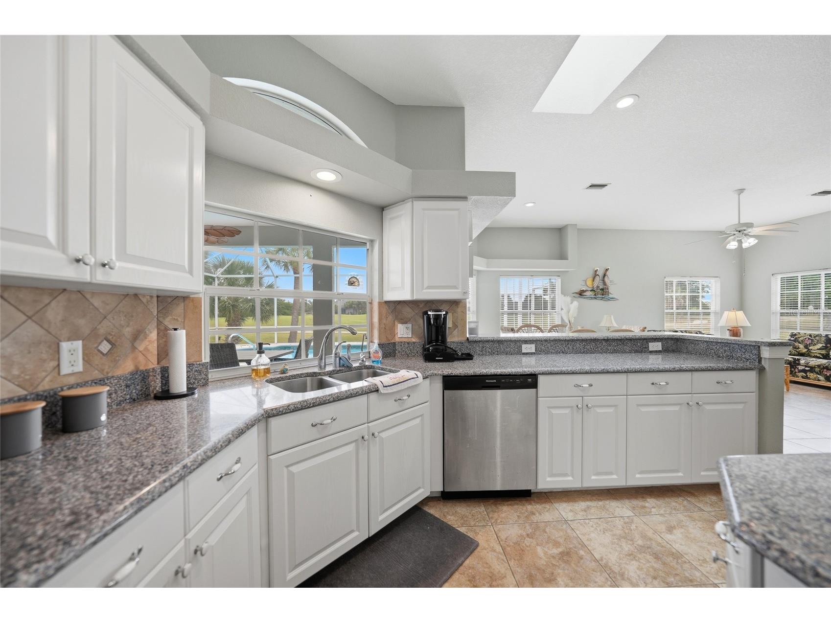 82 Marker Road Rotonda West FL 33947 D6147429 image11