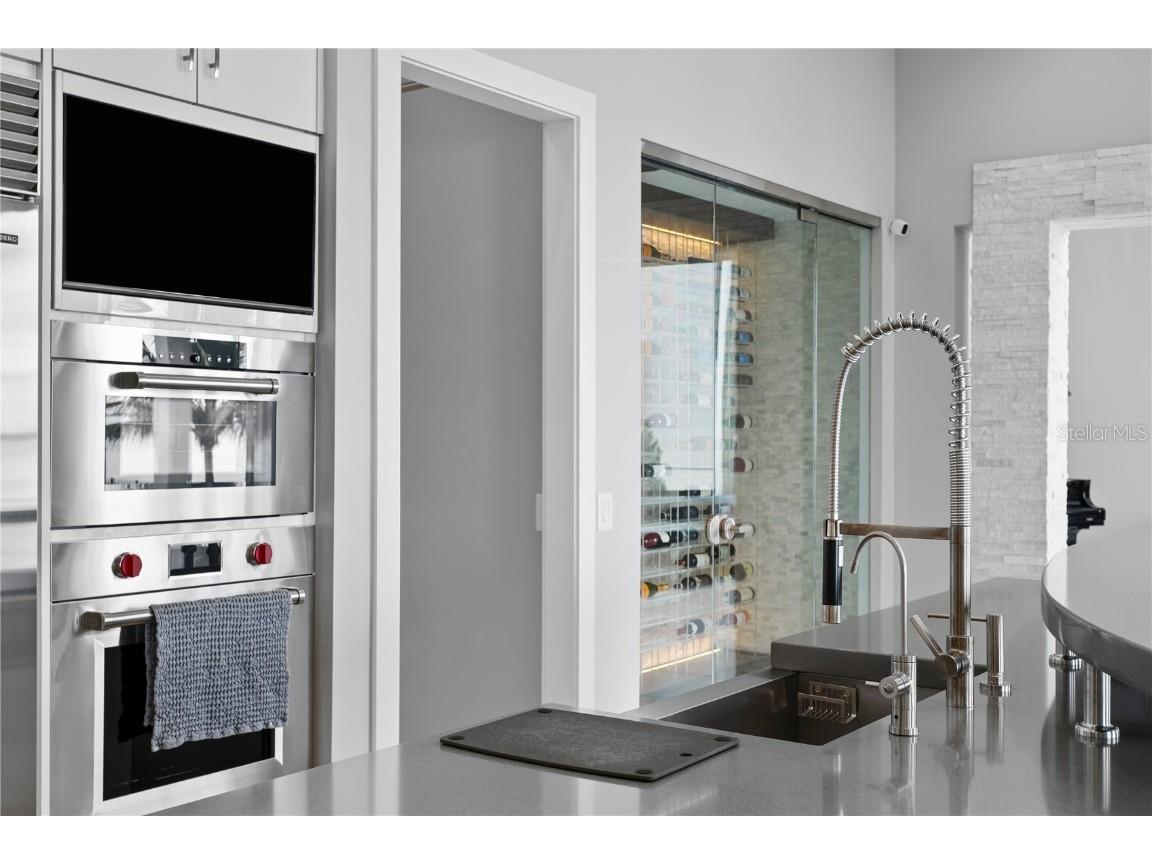 82 Martinique Avenue Tampa FL 33606 TB8446032 image19