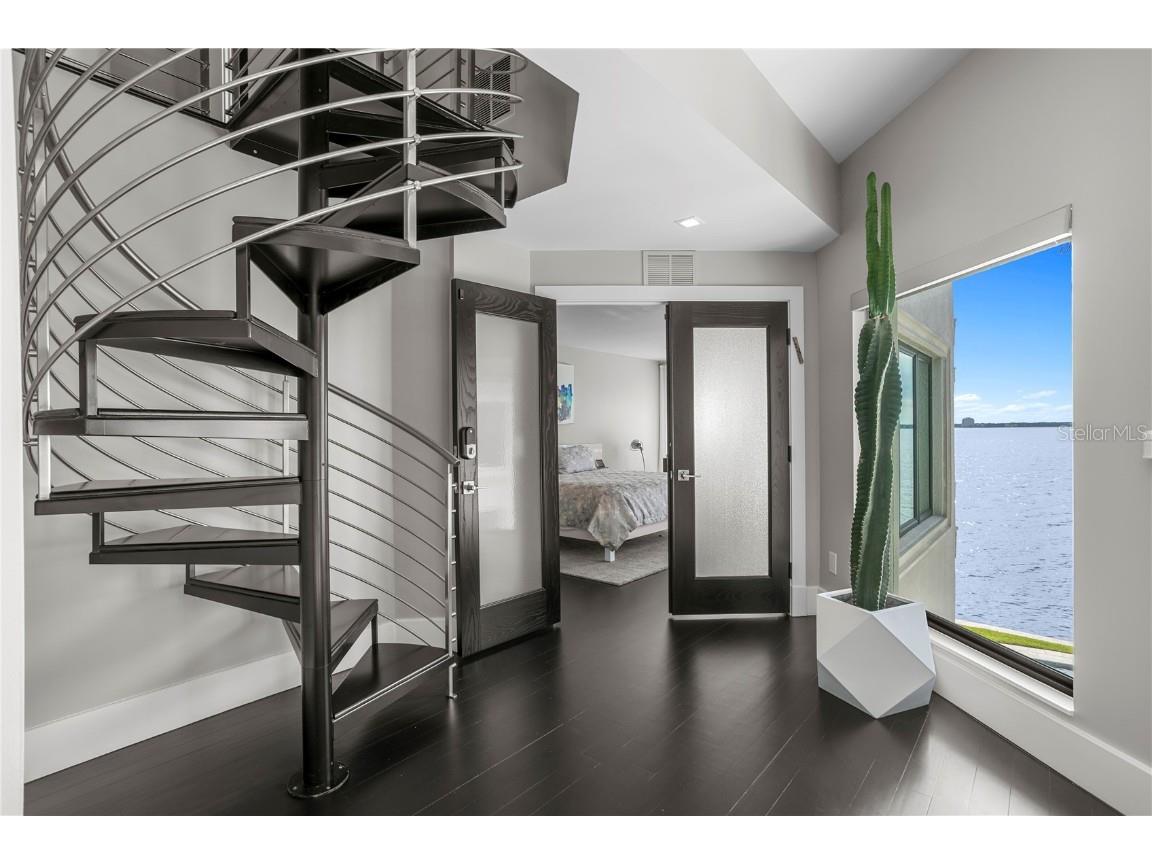 82 Martinique Avenue Tampa FL 33606 TB8446032 image55