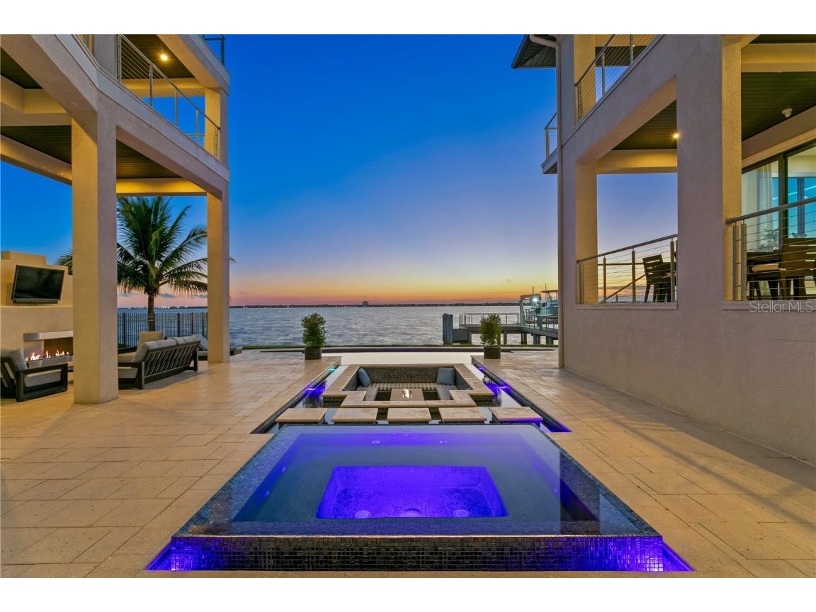 82 Martinique Avenue Tampa FL 33606 TB8446032 image76