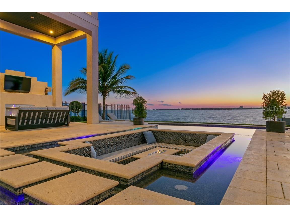 82 Martinique Avenue Tampa FL 33606 TB8446032 image77