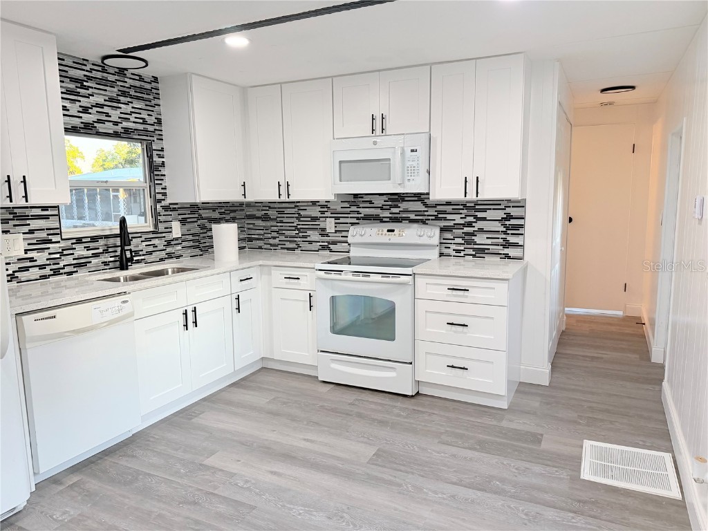 82 N Bobwhite Road Wildwood FL 34785 TB8448699 image64