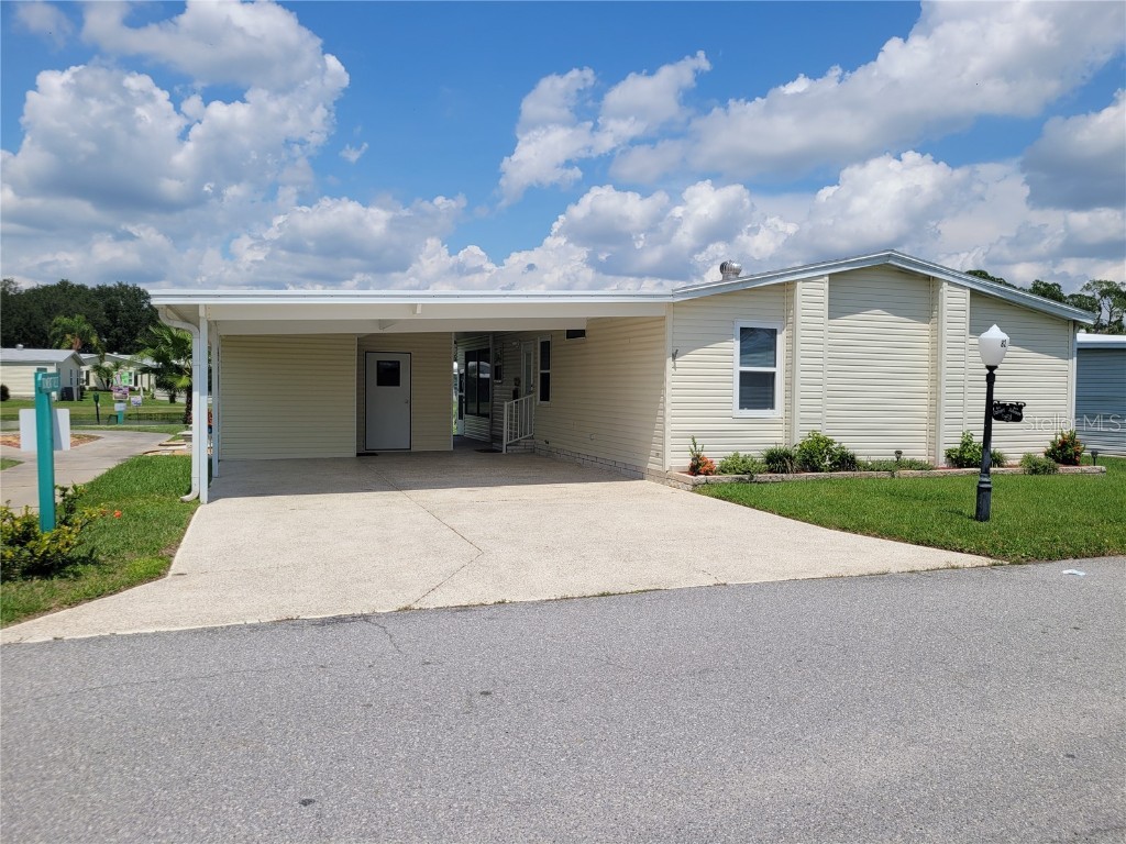 82 Straphmore Drive Haines City FL 33844 - LAKE HENRY P4927195 image1