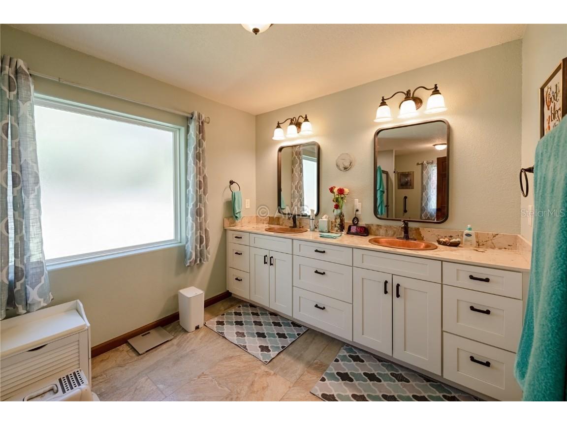 82 Young Drive Inglis FL 34449 OM711846 image24