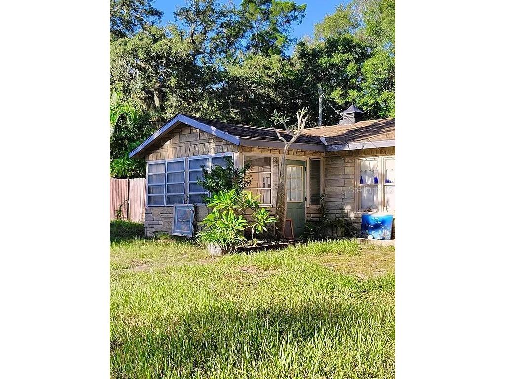 820 Bayou Avenue Tarpon Springs FL 34689 O6307483 image2