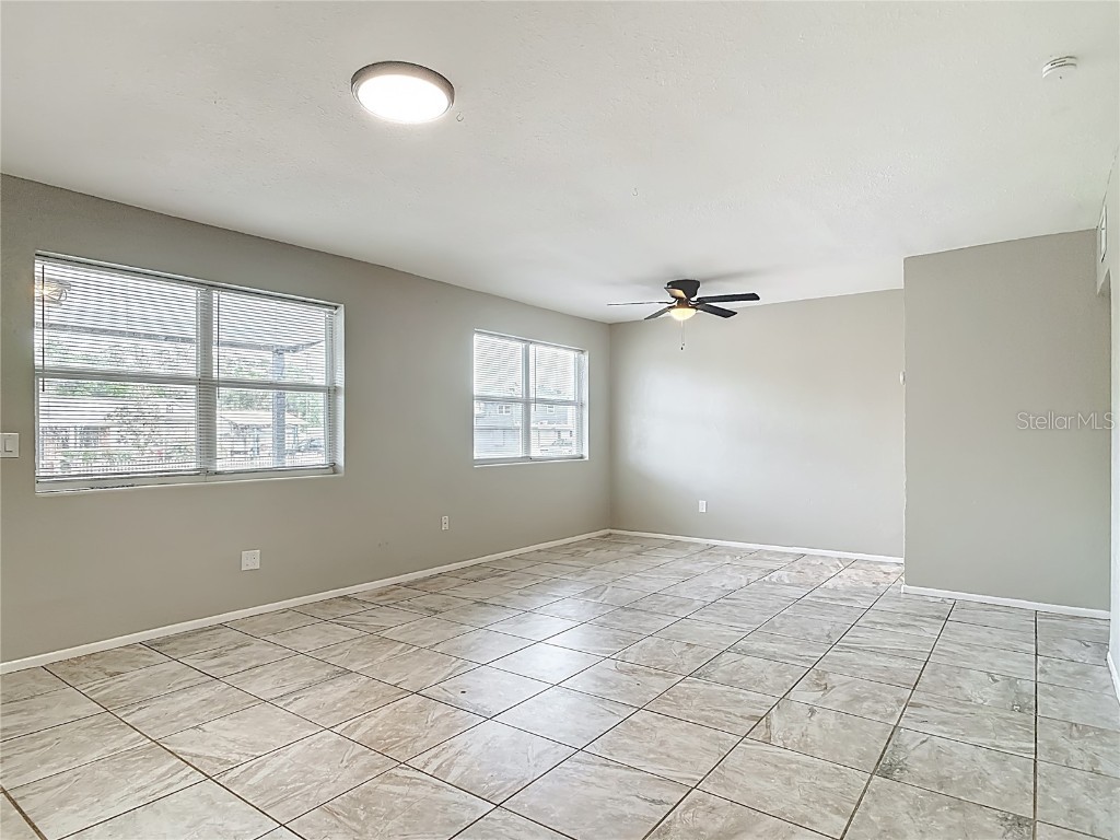 820 Berkshire Road Daytona Beach FL 32117 V4946017 image10