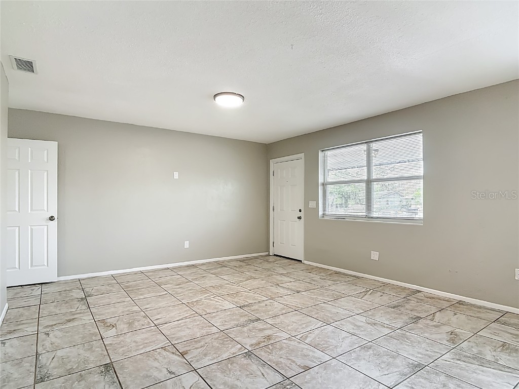 820 Berkshire Road Daytona Beach FL 32117 V4946017 image11