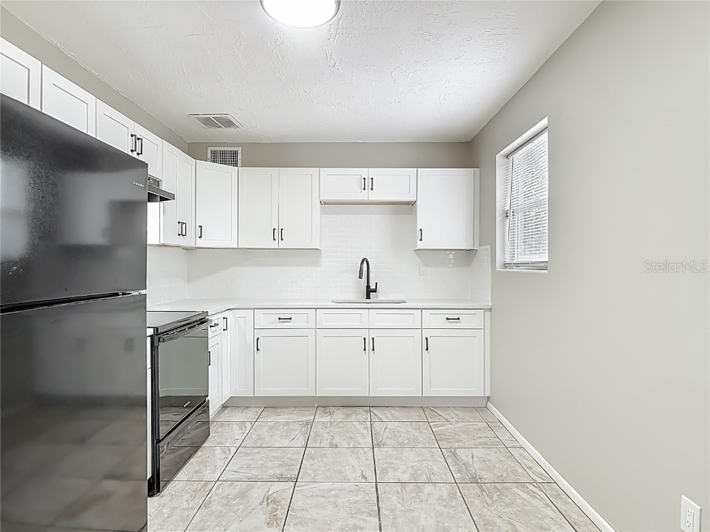 820 Berkshire Road Daytona Beach FL 32117 V4946017 image13