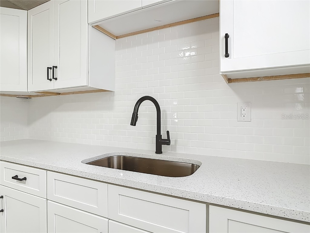 820 Berkshire Road Daytona Beach FL 32117 V4946017 image15