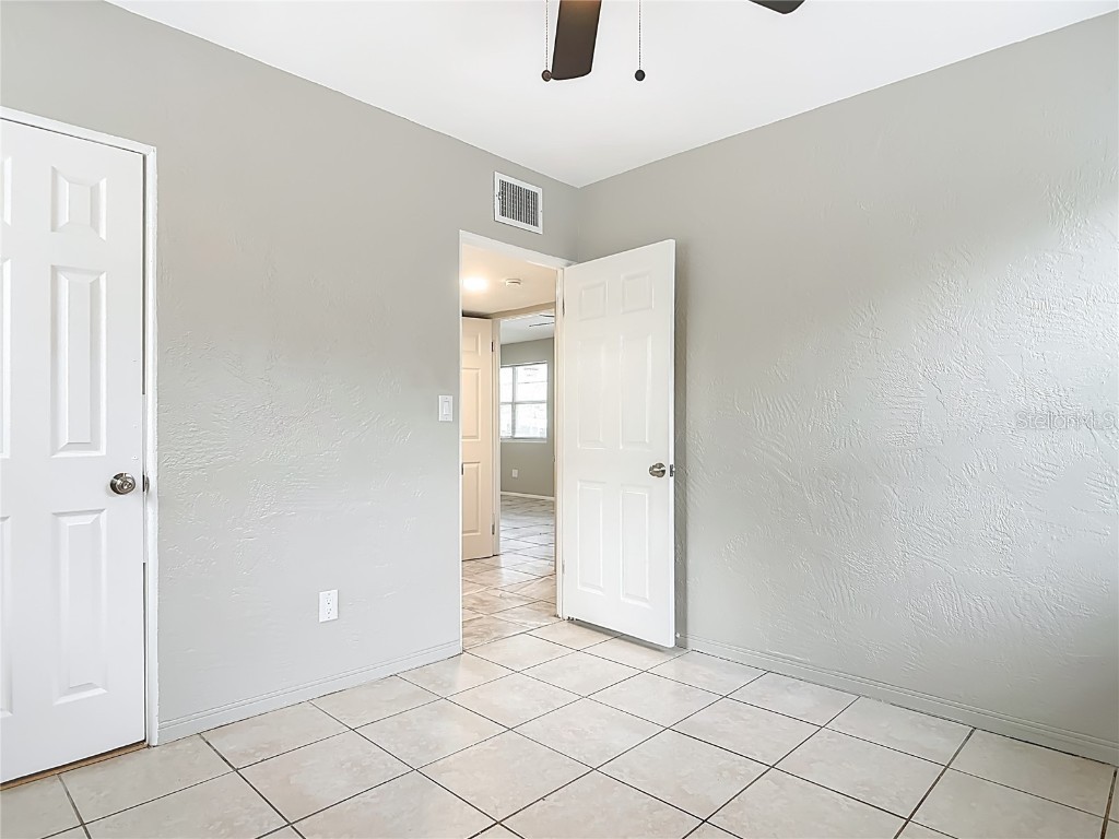 820 Berkshire Road Daytona Beach FL 32117 V4946017 image25