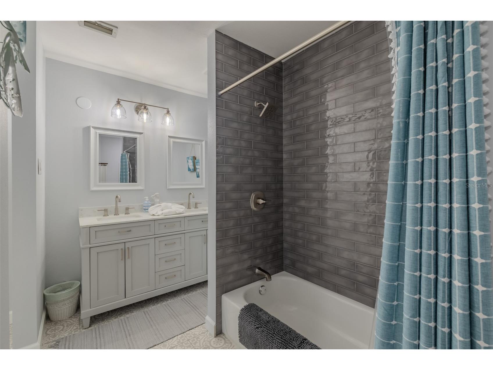 820 Blue Heron Boulevard Ruskin FL 33570 TB8423423 image39