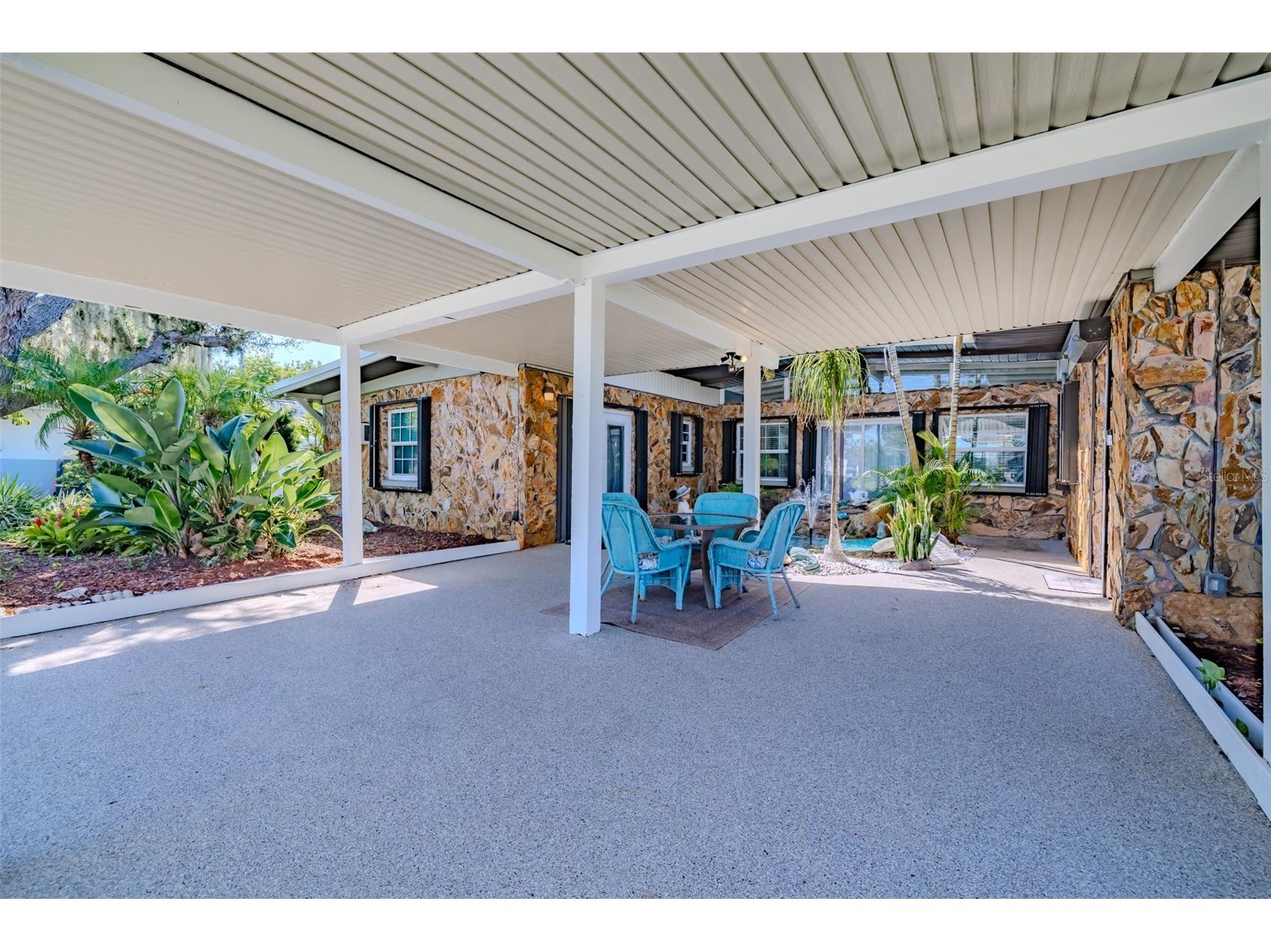 820 Blue Heron Boulevard Ruskin FL 33570 TB8423423 image7