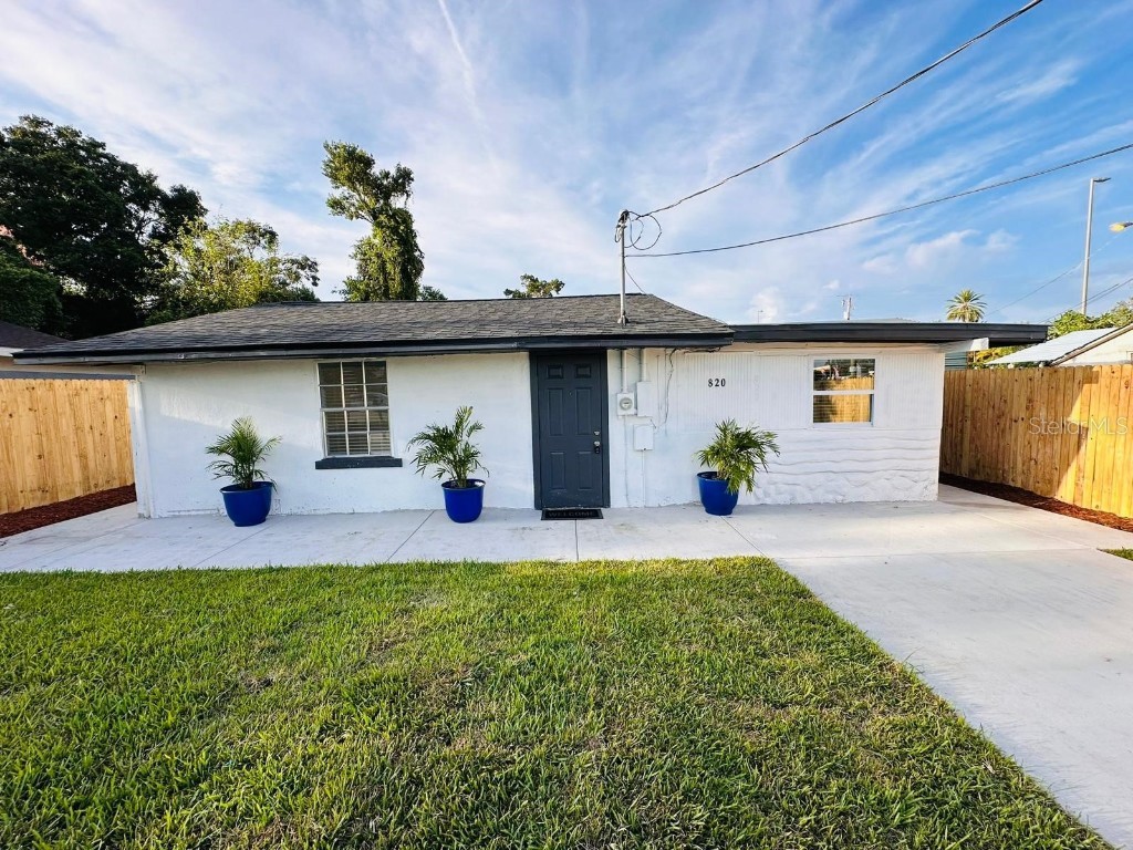 820 E 126th Avenue Tampa FL 33612 TB8300495 image1