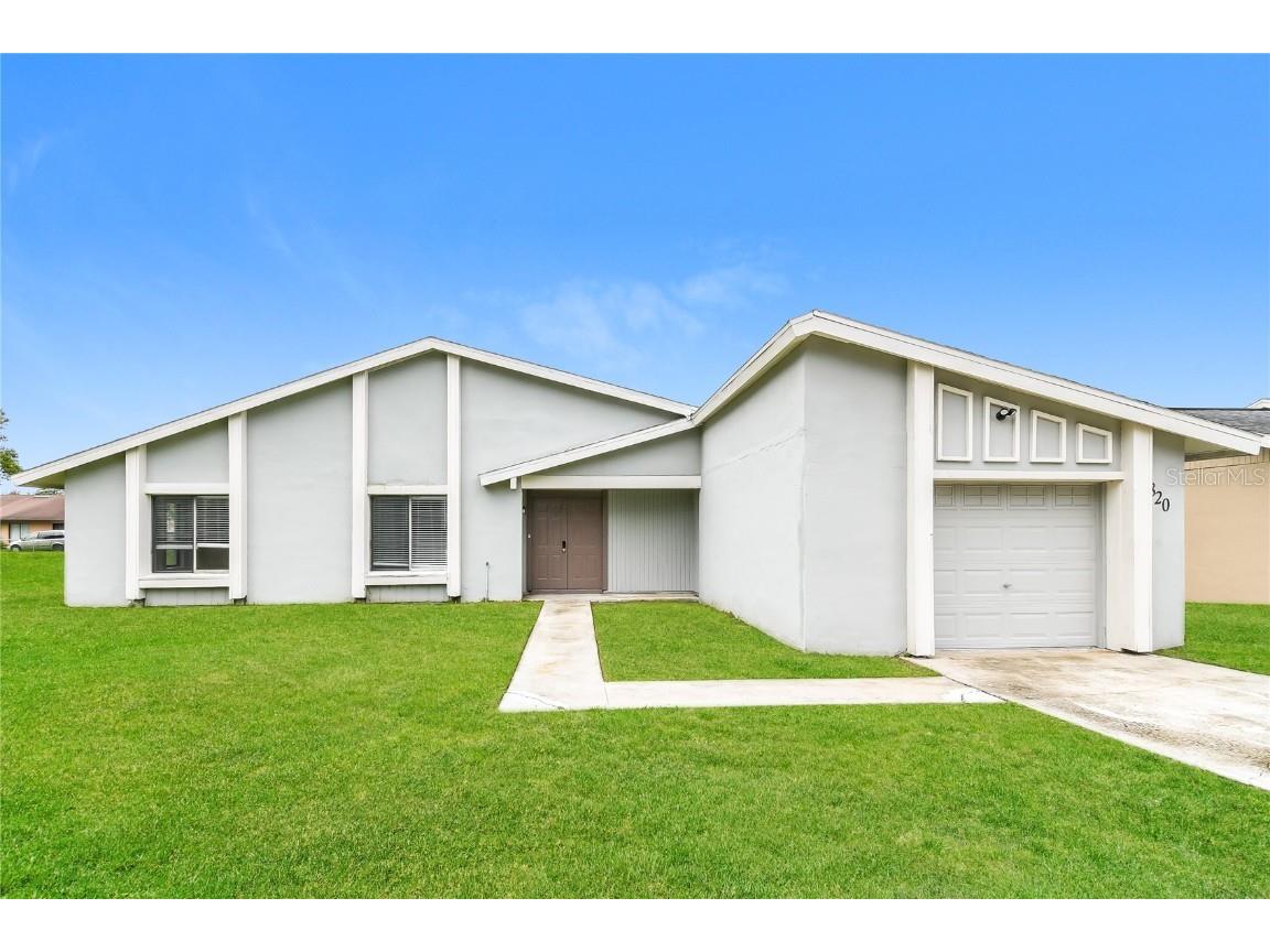 820 E Flag Lane Kissimmee FL 34759 O6354226 image1