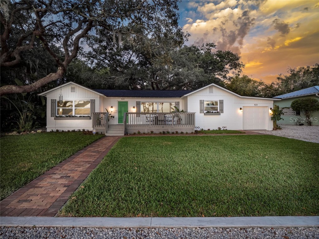 820 East Boulevard Windermere FL 34786 - LAKE BESSIE O6107774 image1