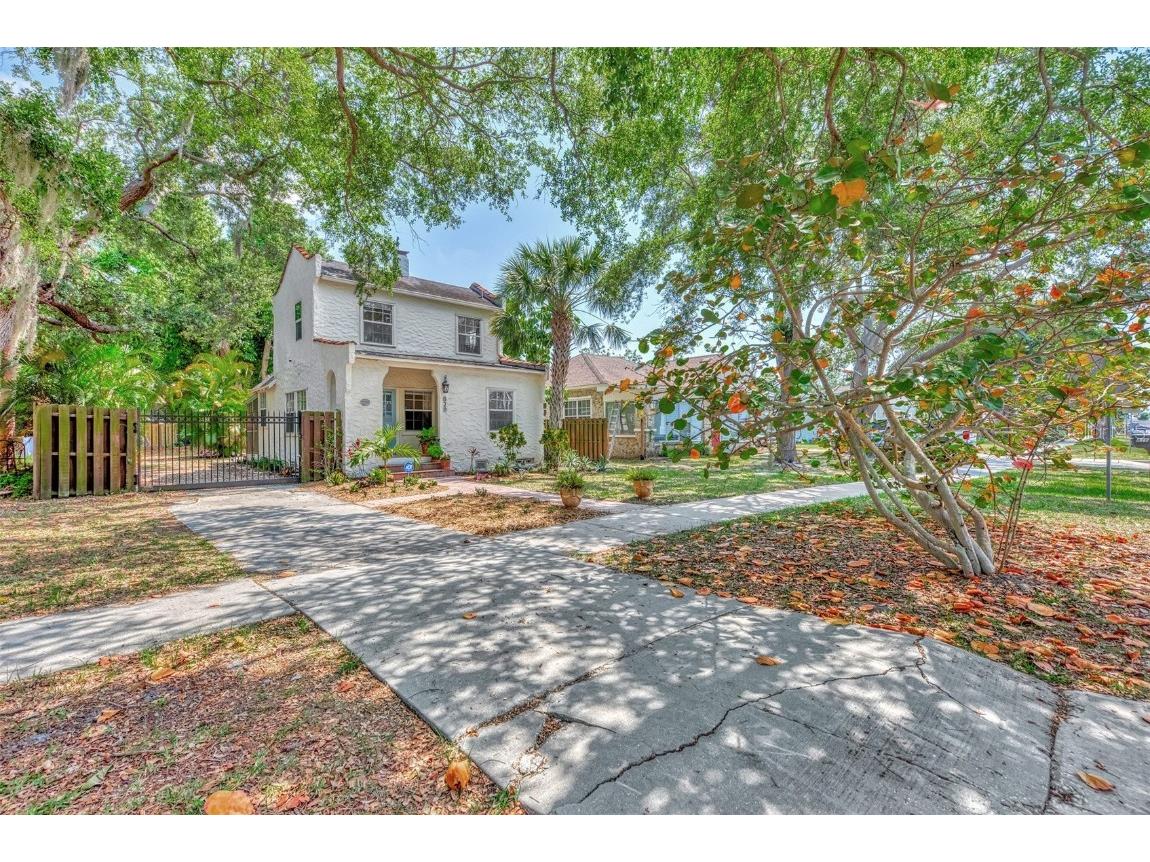 820 Groveland Avenue Venice FL 34285 D6136487 image1