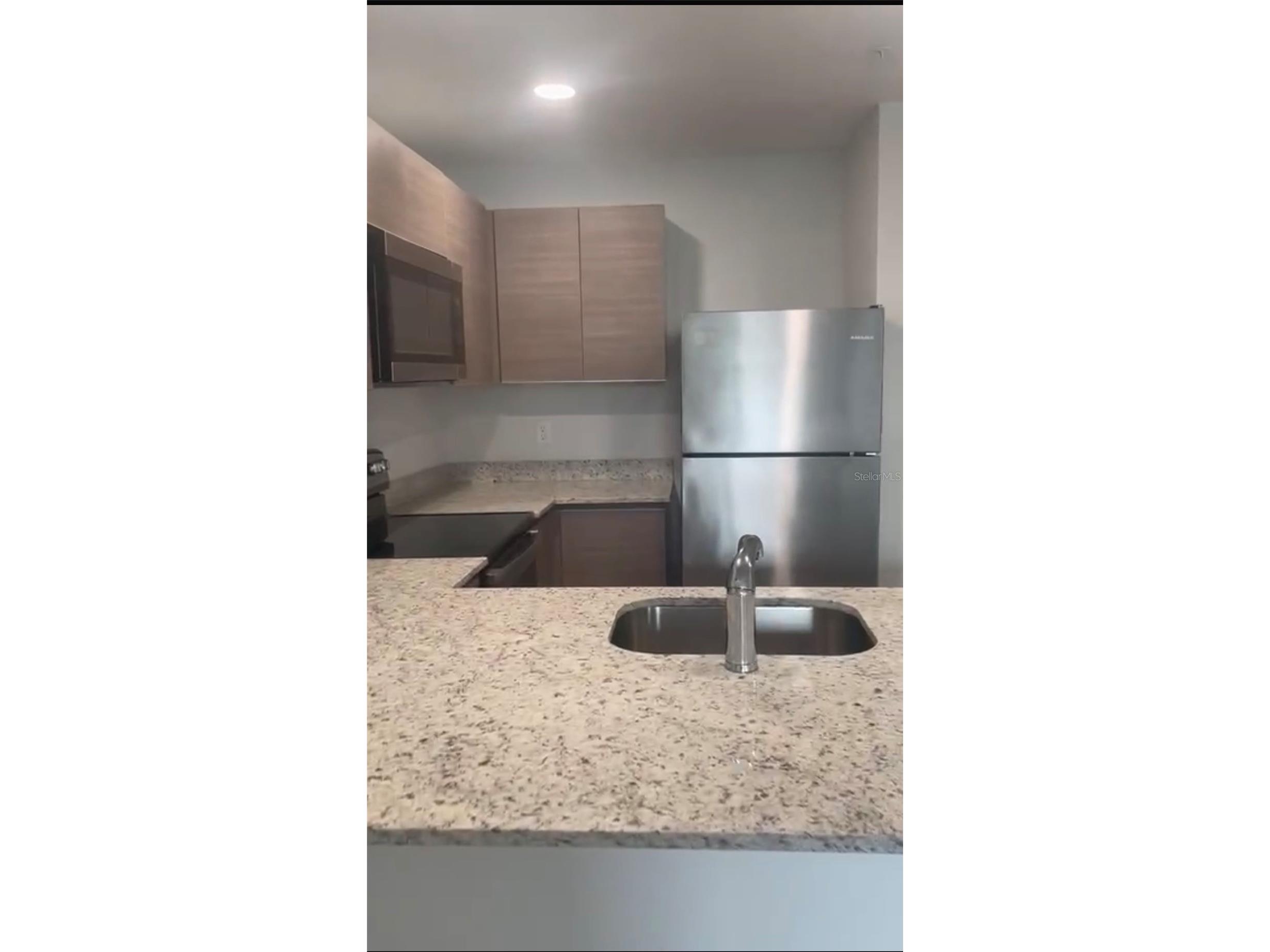 820 Issacville Drive #102 Orlando FL 32809 R4909555 image4