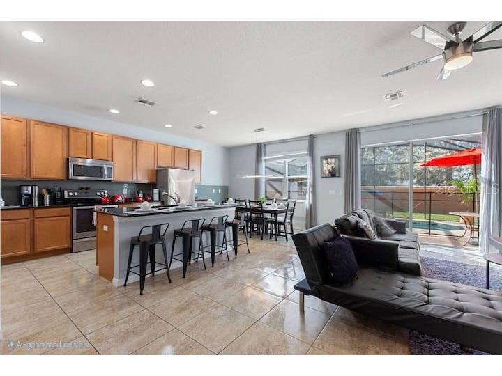 820 Las Fuentes Drive Kissimmee FL 34746 S5140328 image3