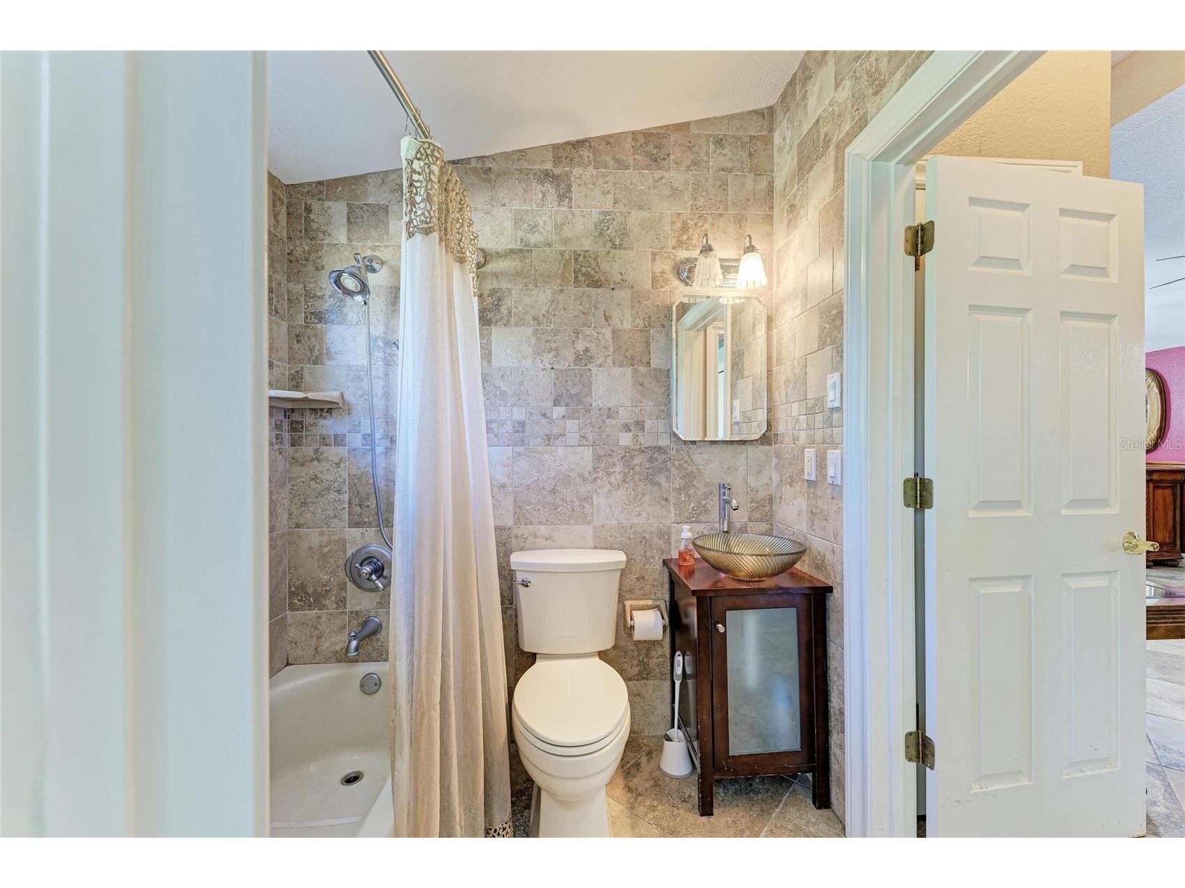 820 N Elm Street Englewood FL 34223 A4684053 image77