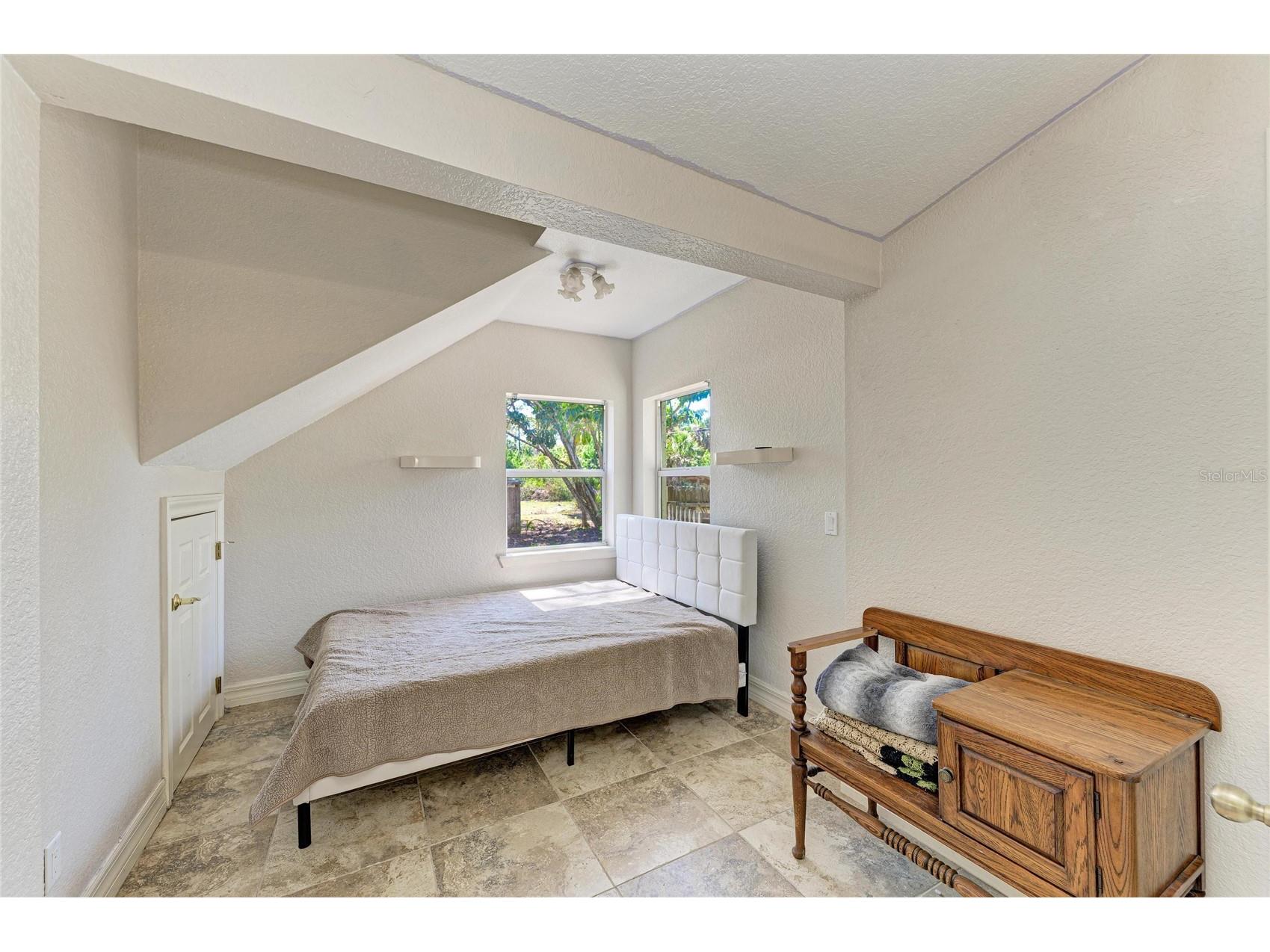 820 N Elm Street Englewood FL 34223 A4684053 image80