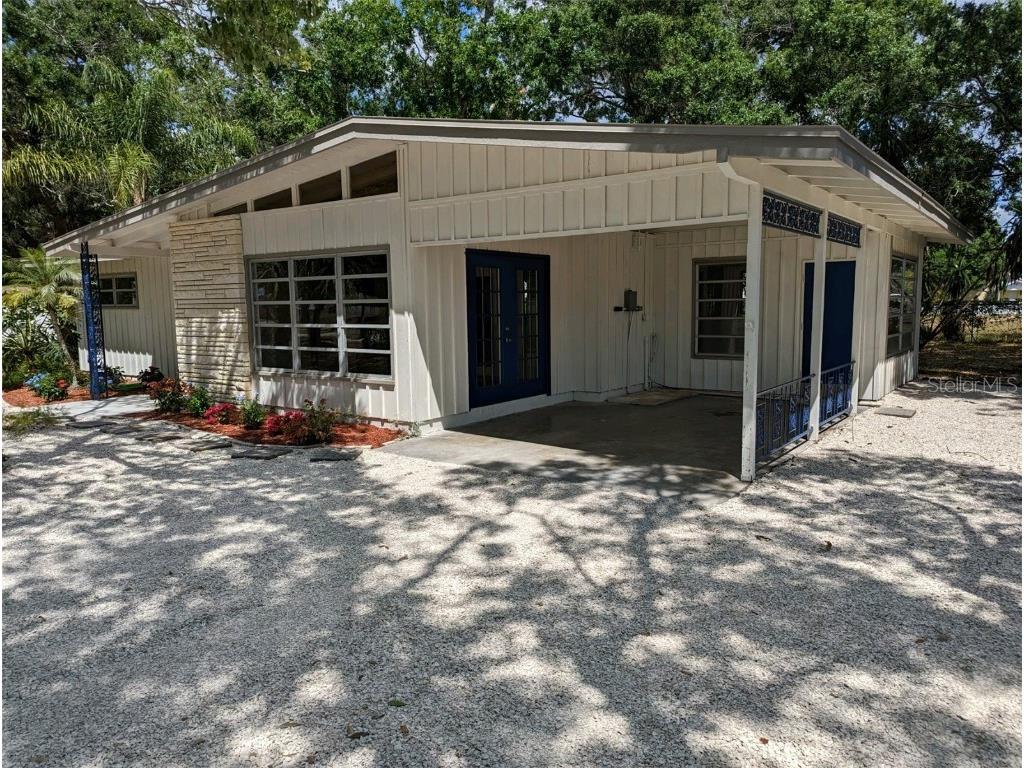 820 N Pompano Avenue Sarasota FL 34237 A4567254 image1