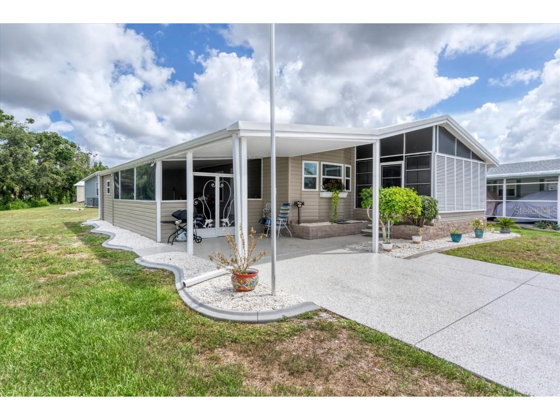 820 Newbury Court Englewood FL 34223 N6127873 image1