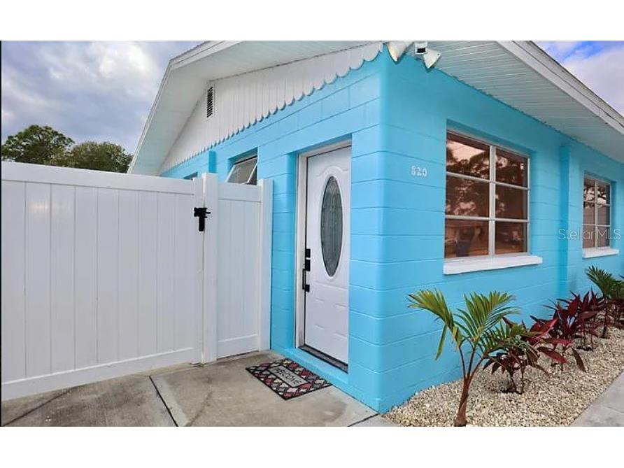 820 Palm Avenue Englewood FL 34223 A4575389 image1