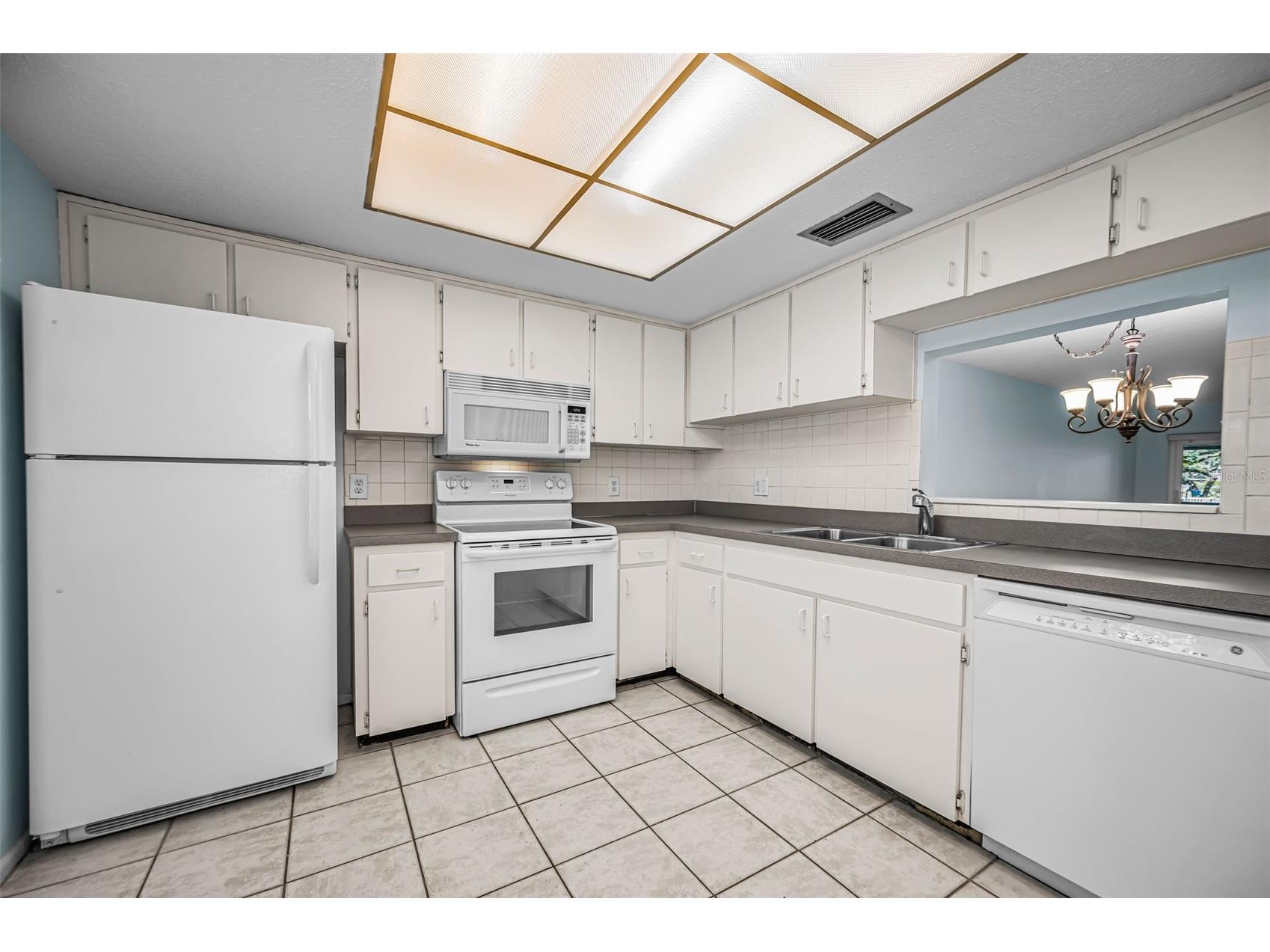 820 Patricia Avenue #109 Dunedin FL 34698 TB8509334 image14